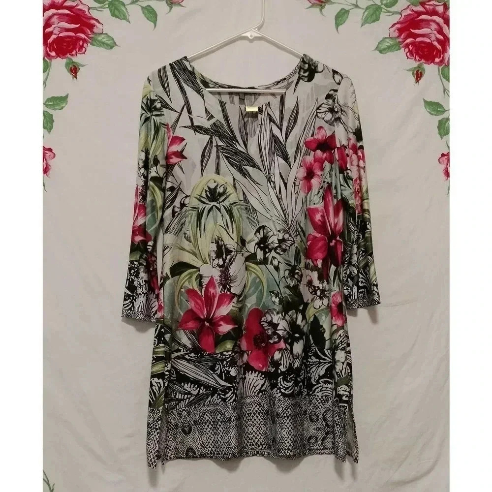 Linea Domani Size Medium Floral 3/4 Sleeves Round Neckline  Dress